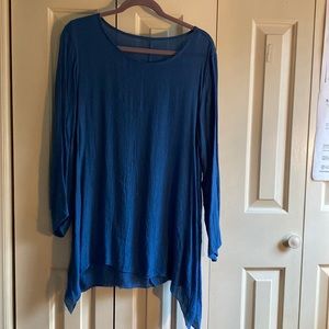 Blue shark bite hemline size medium $13.00